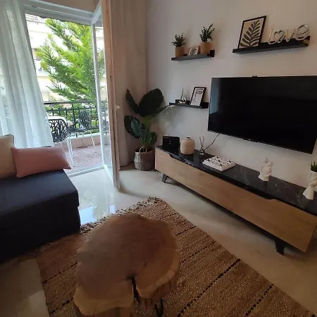 Haris Modern Apt. Near The Sea *